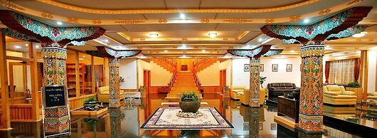 Tashi Namgay Grand