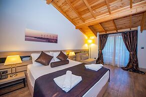S3 Seahorse Beach Club & Hotel