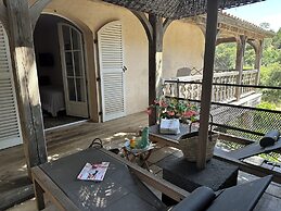 Le clos des sept palmiers