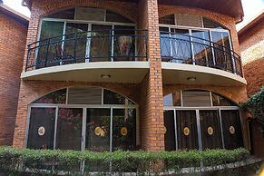 Hotel Chez Lando