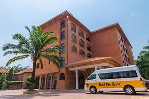 Hotel Chez Lando