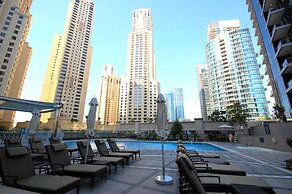Kennedy Towers - Attessa