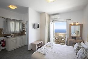 Erato Apartments