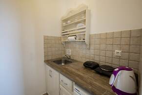 Erato Apartments
