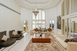 Kennedy Towers - Frond M Villa