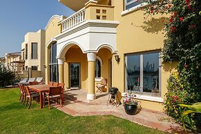 Kennedy Towers - Frond M Villa