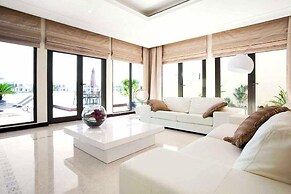 Kennedy Towers - Frond E Villa
