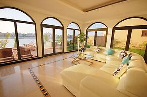 Kennedy Towers - Frond L Villa
