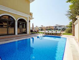 Kennedy Towers - Frond P Villa