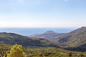 Mala Villa