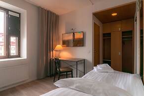 Summer Hotel Tott
