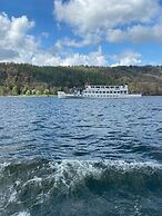 Broadlands Guest House