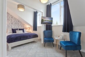Broadlands Guest House