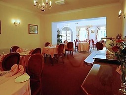Brandon Lodge