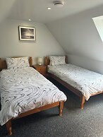 Forest Edge Motel