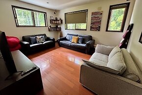 Bears Den Mountain Lodge