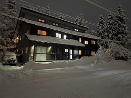 Bears Den Mountain Lodge