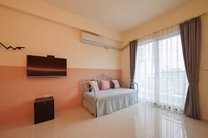 Avenue B&B