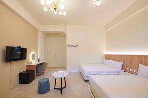 Avenue B&B