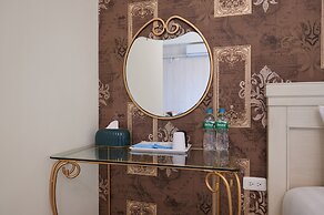 Avenue B&B