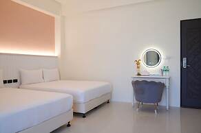Avenue B&B