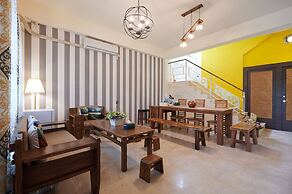 Avenue B&B