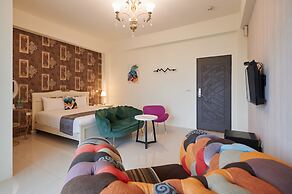 Avenue B&B