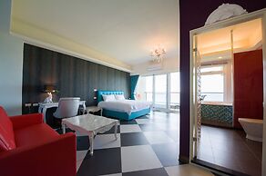 White Spray B&B