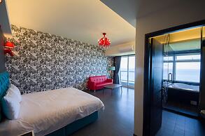 White Spray B&B