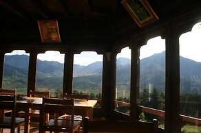 Dewachen Hotel & Spa