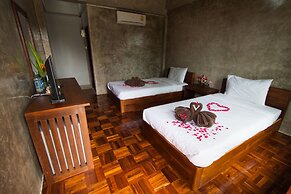 Huen Aumpron Resort