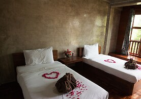 Huen Aumpron Resort