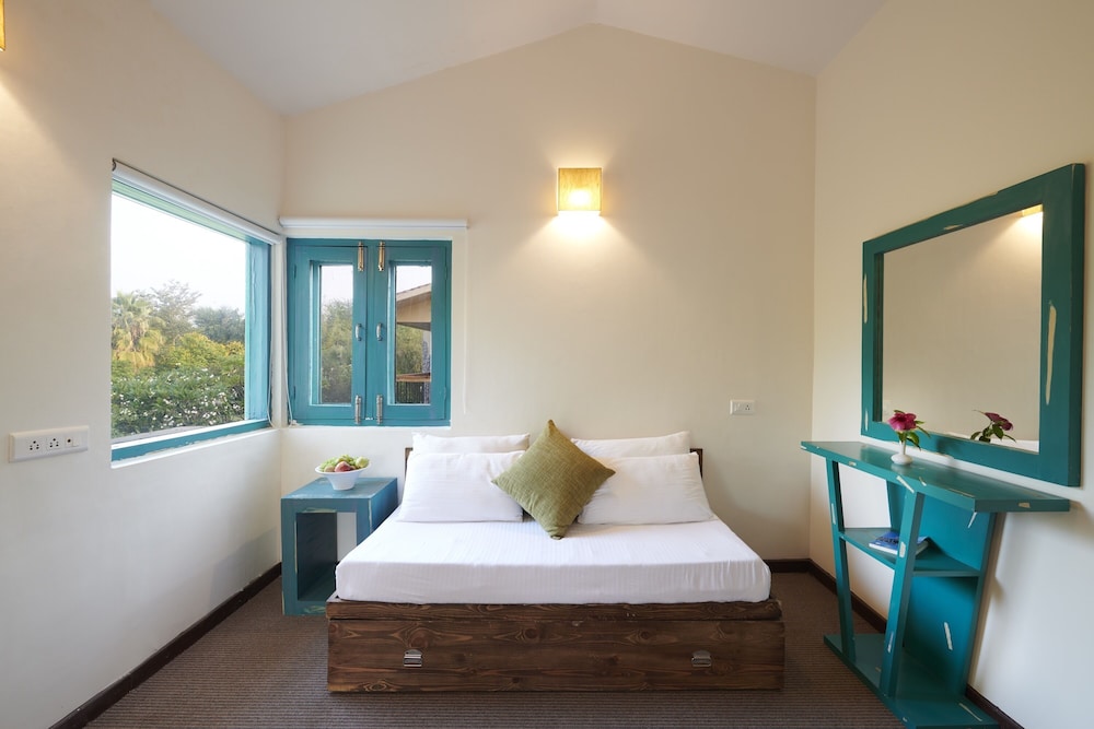 Aacorn Hideaway Resort & Spa