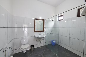 Aacorn Hideaway Resort & Spa
