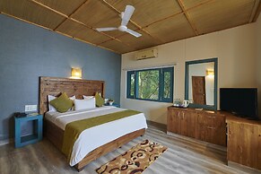 Aacorn Hideaway Resort & Spa