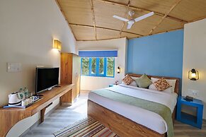 Aacorn Hideaway Resort & Spa