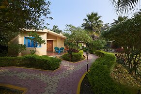 Aacorn Hideaway Resort & Spa