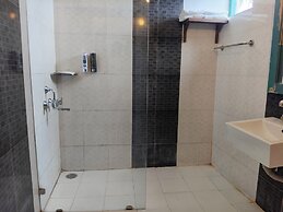 Aacorn Hideaway Resort & Spa