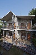 Aacorn Hideaway Resort & Spa