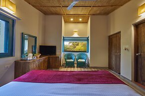 Aacorn Hideaway Resort & Spa