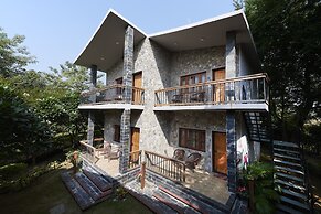 Aacorn Hideaway Resort & Spa
