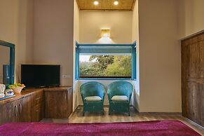 Aacorn Hideaway Resort & Spa