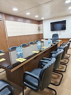 Pinnacle by Click Hotels, Lucknow
