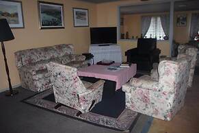 Aniva's Place