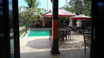 Hotel Melamun