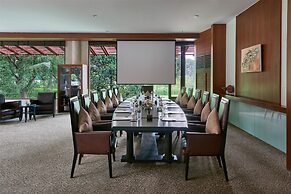 Kirimaya Golf Resort Spa