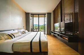 atta Lakeside Resort Suite