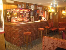 The Mornington Hotel