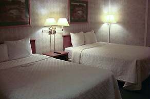 Bluebird Hotel