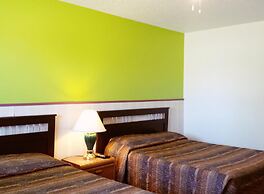 Moosomin Motel